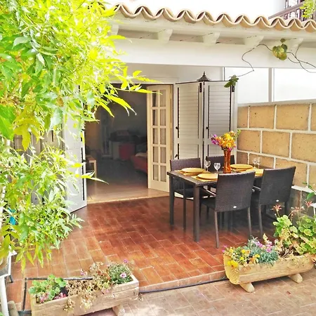 בית נופש Casa Sarita - Exclusive Retreat In The Sun-drenched South Of Tenerife