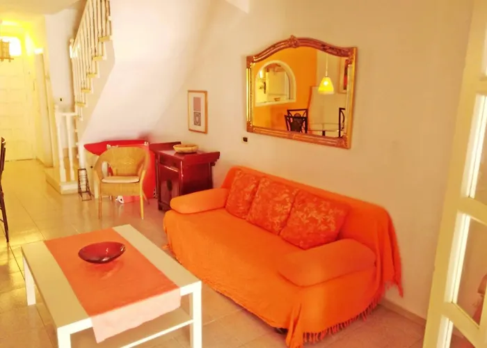 Casa Sarita - Exclusive Retreat In The Sun-drenched South Of Tenerife Feriehus