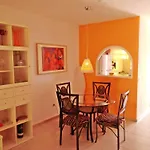 Casa Sarita - Exclusive Retreat In The Sun-drenched South Of Tenerife Chayofa