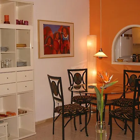 Casa Sarita - Exclusive Retreat In The Sun-drenched South Of Tenerife Holiday home *