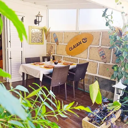 Feriehus Casa Sarita - Exclusive Retreat In The Sun-drenched South Of Tenerife Chayofa